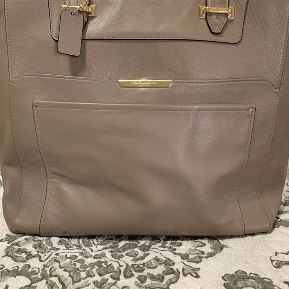 Coach Bag - Picture 3 of 5